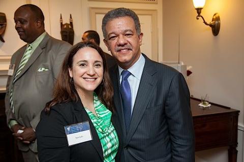Leonel Fernández poses with a guest at Chubb Fellowship reception